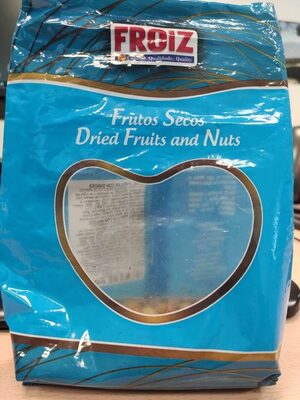 Cocktail popular con snacks