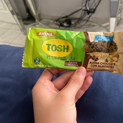Tosh avena chocolate con almendras