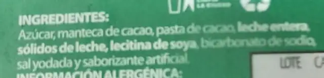 Tablilla de chocolate con leche ingredients label