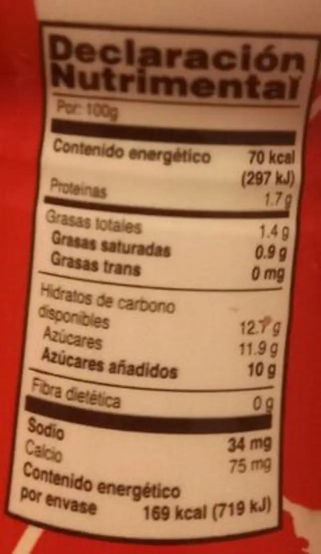 Yoplait Yoghurt con fresas naturales nutrition facts table