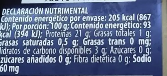Atún aleta amarilla en hojuelas en agua nutrition facts table