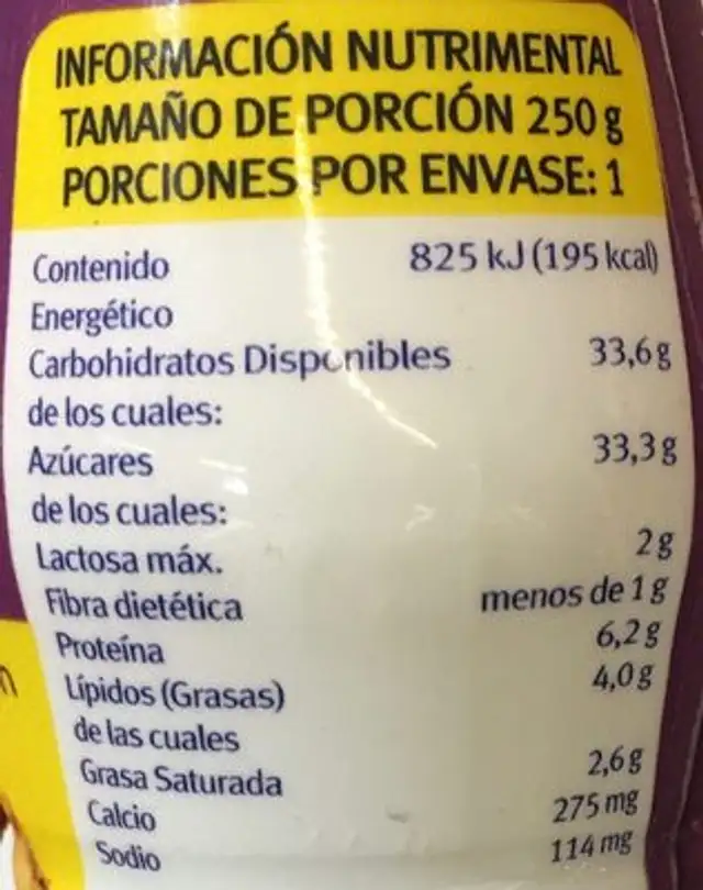 Yoghurt deslactosado Piña coco nutrition facts table