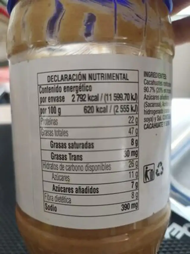 Crema De Cacahuate Crunchy nutrition facts table
