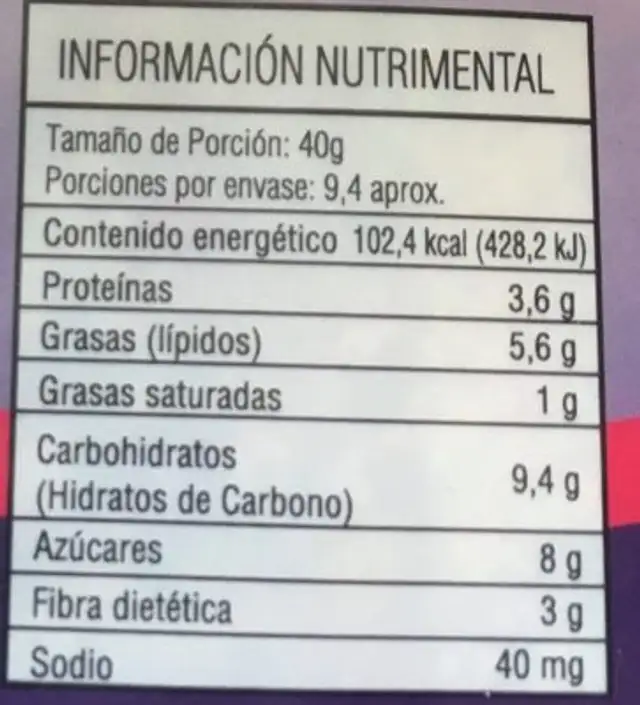 CRUNCHY GRANOLA FRUTOS DEL BOSQUE nutrition facts table