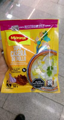 sopa casera de pollo