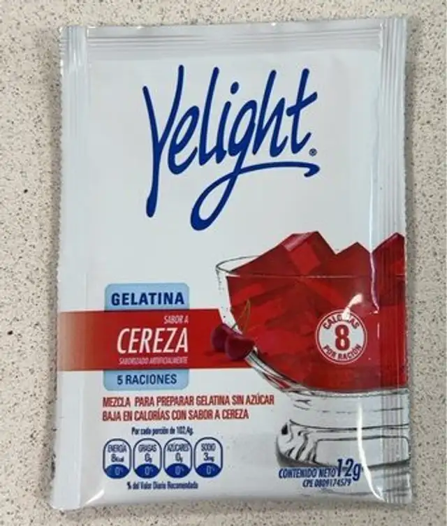 Yelight Gelatina sabor cereza front packaging