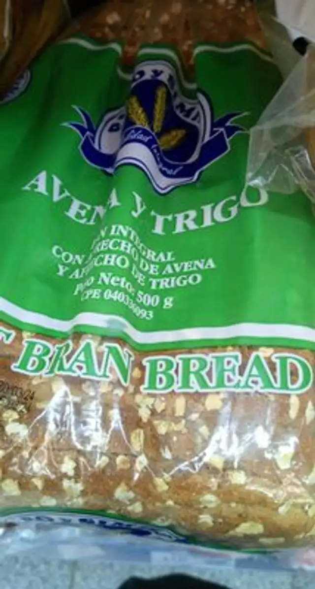 Pan de Sandwich de Avena y Trigo front packaging
