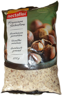 Haselnüsse gemahlen