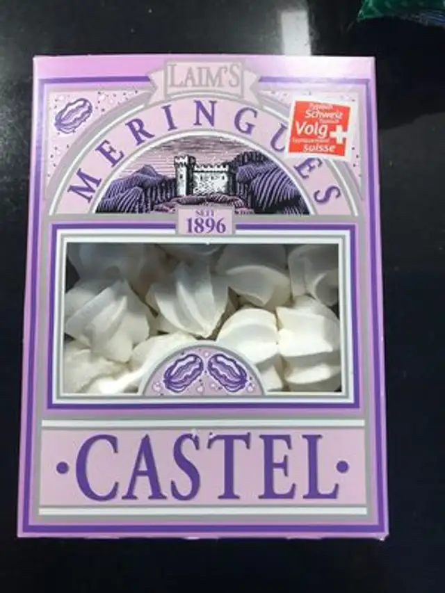 Meringues Castel front packaging