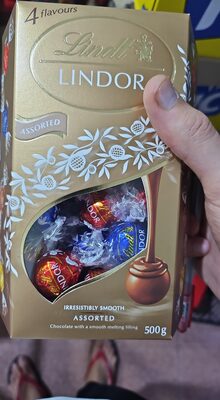 Lindt Lindor Assorted Chocolates front packaging