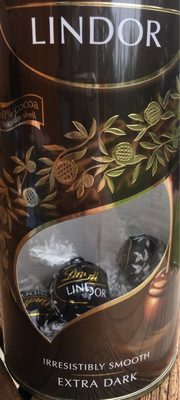 Bonbon au chocolat noir fourre dun supreme fondant