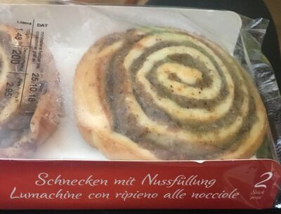 Schnecken mit Nussfüllung