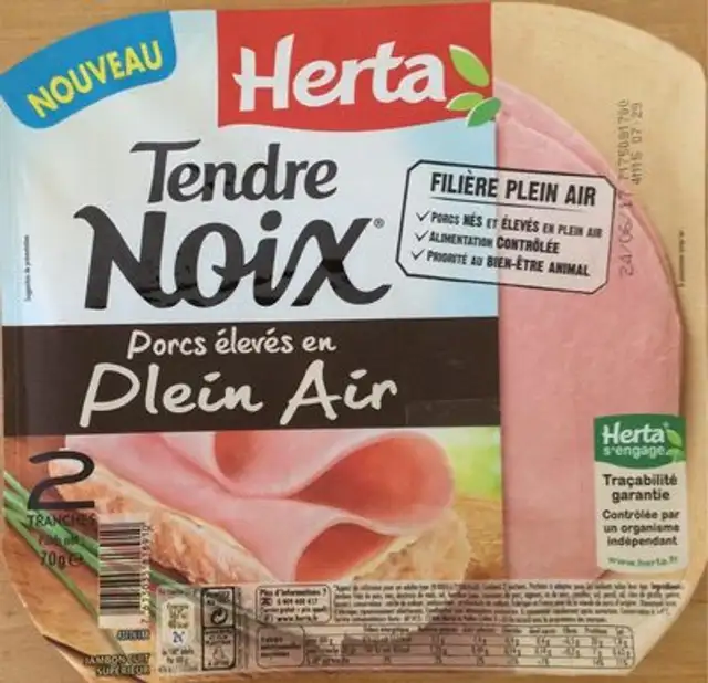 Tendre Noix Porcs élevés en Plein Air front packaging