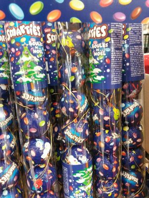 Smarties Chocolate Balls Tree Decorations with Chocolate Candies