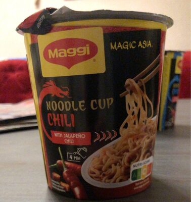 Magic Asia Instant Noodle Cup Chili 63 gr front packaging