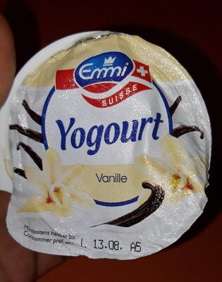 Yogourt front packaging