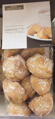 Biscuits aux amandes avec amandes amères