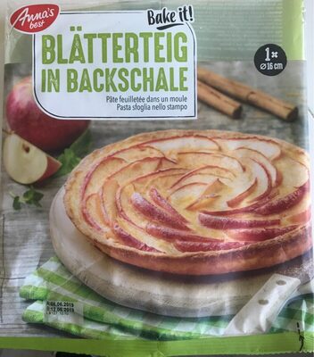 Puff pastry in a mold