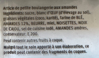 Mandolino with almonds ingredients label