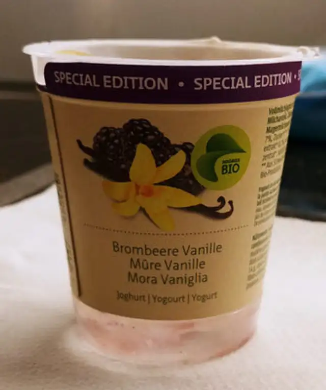 Bombeere Vanillle front packaging
