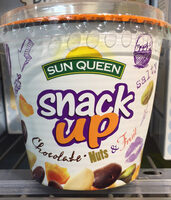 Snack Up : Chocolate, Nuts, Fruit