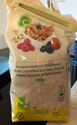 Knuspermüesli mit Waldbeeren