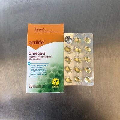 Omega-3 front packaging