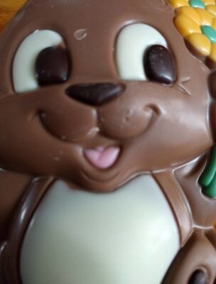 Figure au chocolat au lait avec décor