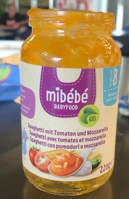 Spaghetti avec tomates et mozarella