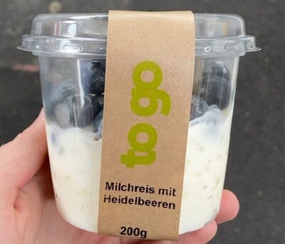 Milchreis mit Heidelbeeren