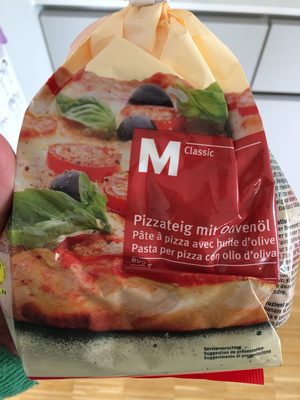 Pâte à pizza avec huile d'olive