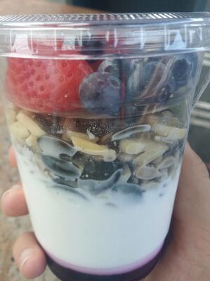 Migros DAILY Yogourt protéiné aux fraises