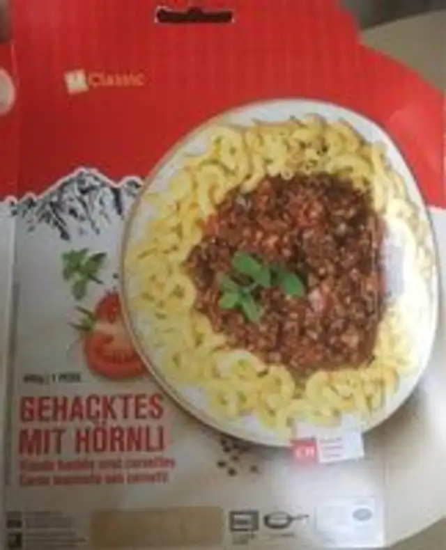 Viande hachée avec cornettes