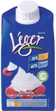 Demi-crème UHT front packaging