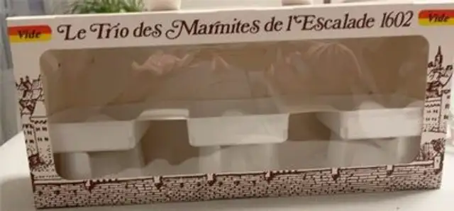 Le Trio des Marmites de l’Escalade 1602 front packaging