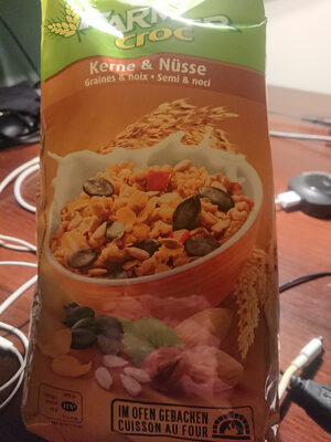 Croc Seeds & Nuts front packaging