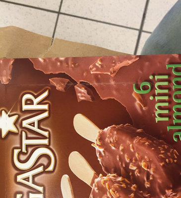 Megastar 6 Mini Almond Cocoa front packaging