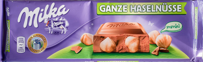 Milka Ganze Haselnüsse front packaging