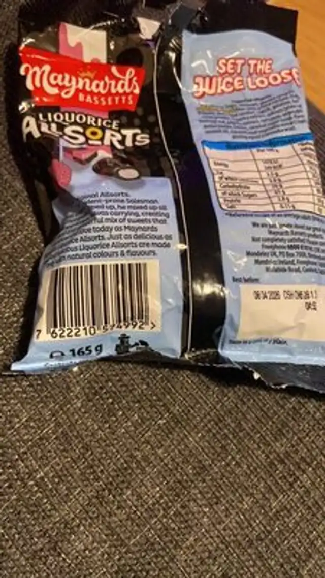 165 g Maynards BASSETTS LIQUORICE. NATURAL ALSORTS ingredients label