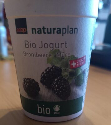 Bio jogurt mûre