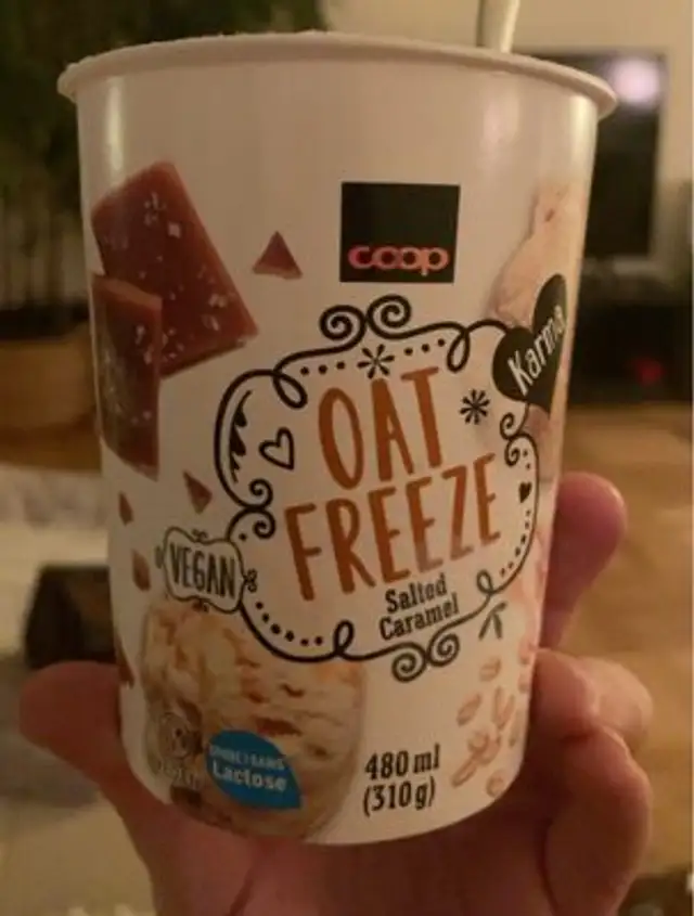 Oat freeze Salted Caramel front packaging