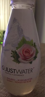 Eau rafraichissante avec du jus de raisin et arome naturel