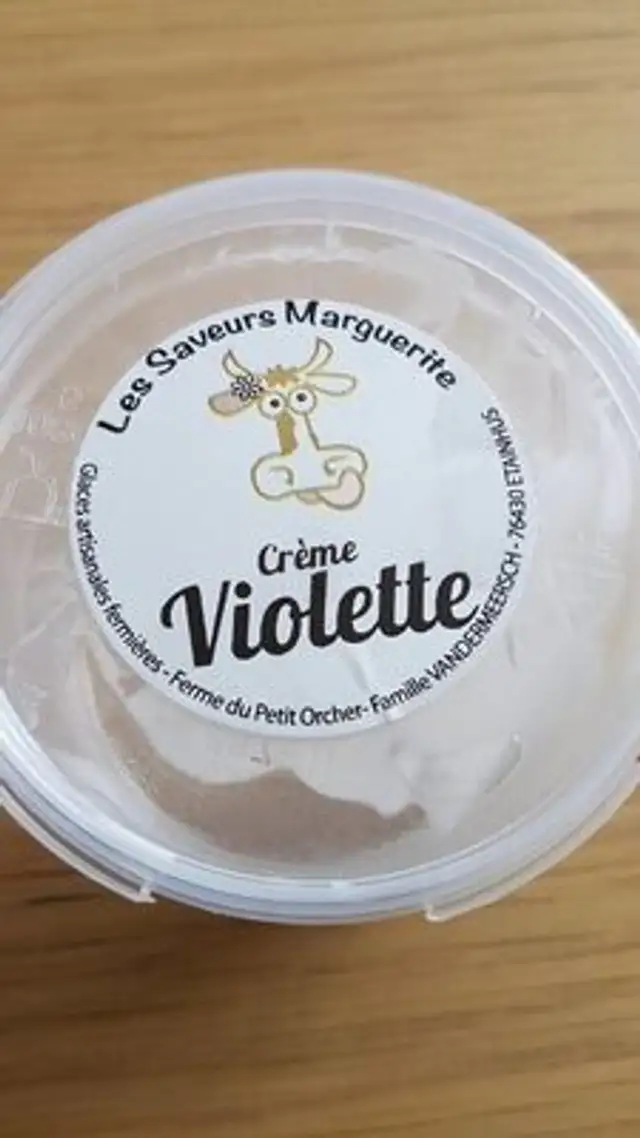 Crème glacée violette
