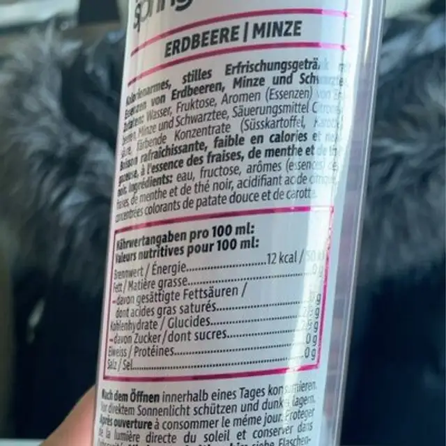 Erdbeere minze nutrition facts table
