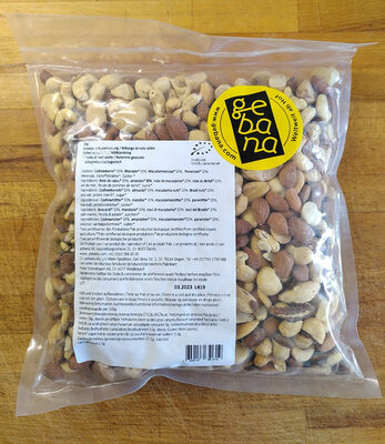 Mélange de noix salées