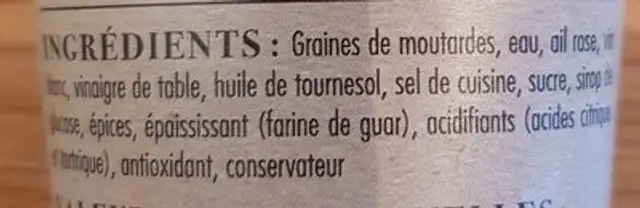 Moutarde gros grains à l'ail rouge ingredients label