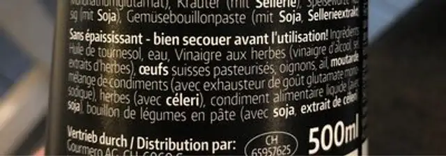 Salatsossä french ingredients label