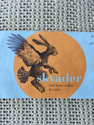 skvader coffe & tonic