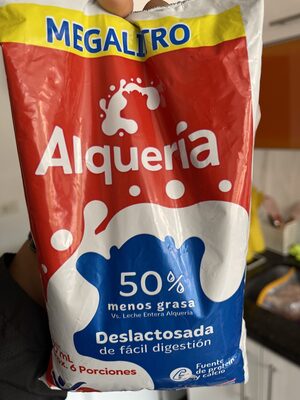 Alquería 50% menos traes deslactosada