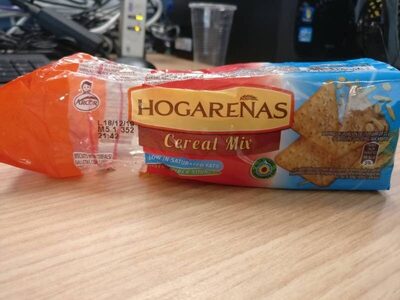 CRACKERS WITH CEREALS